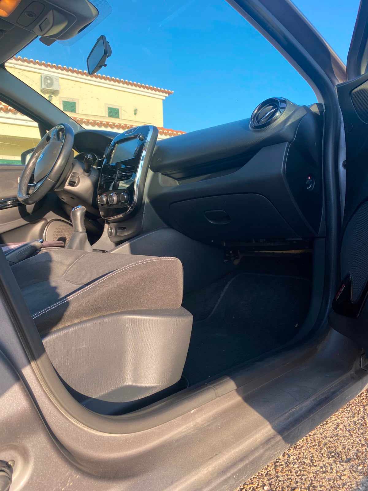 renault-clio-0-9-tce-2015-gasolina-898cc