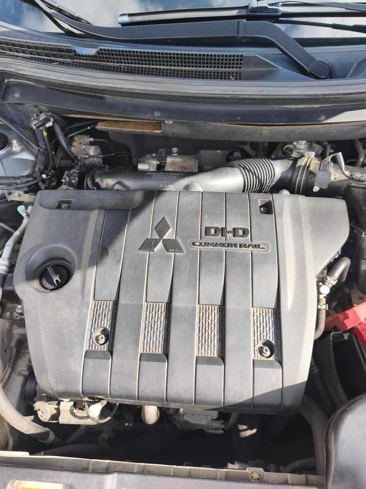 mitsubishi-outlander-2-3-150cv-2013-diesel-2268cc