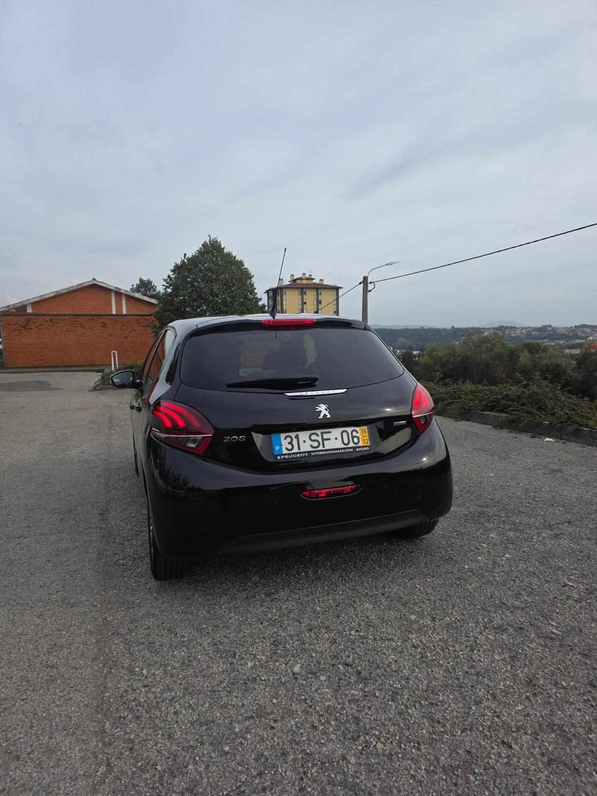 peugeot-208-1-2-vti-2016-gasolina-1199cc