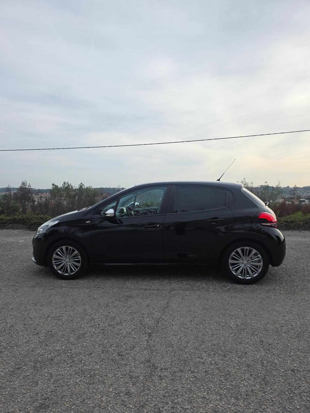 peugeot-208-1-2-vti-2016-gasolina-1199cc