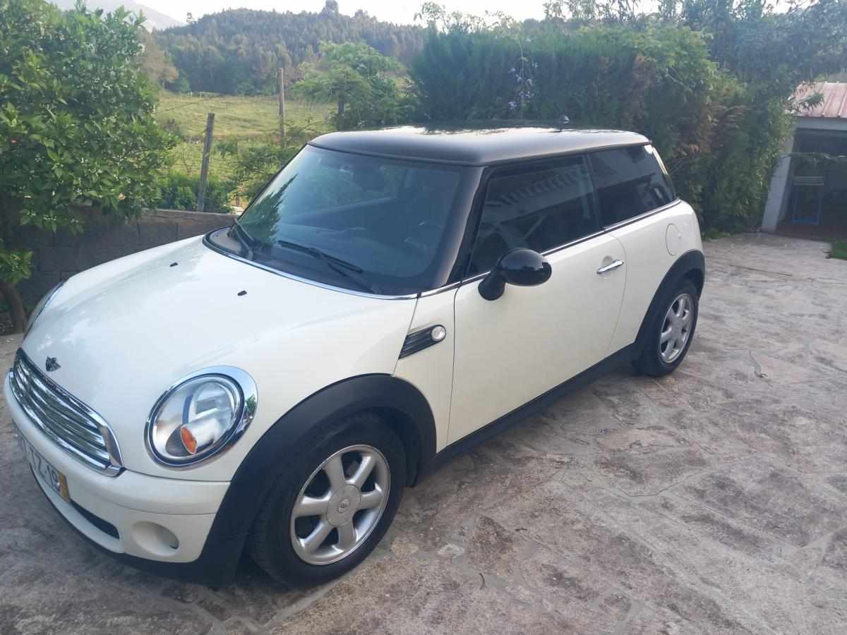 mini-hatch-d-2-0-2008-diesel-1560cc