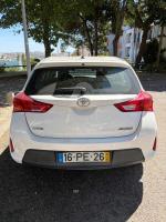 toyota-auris-1-4-d-4d-2014-diesel-1364cc