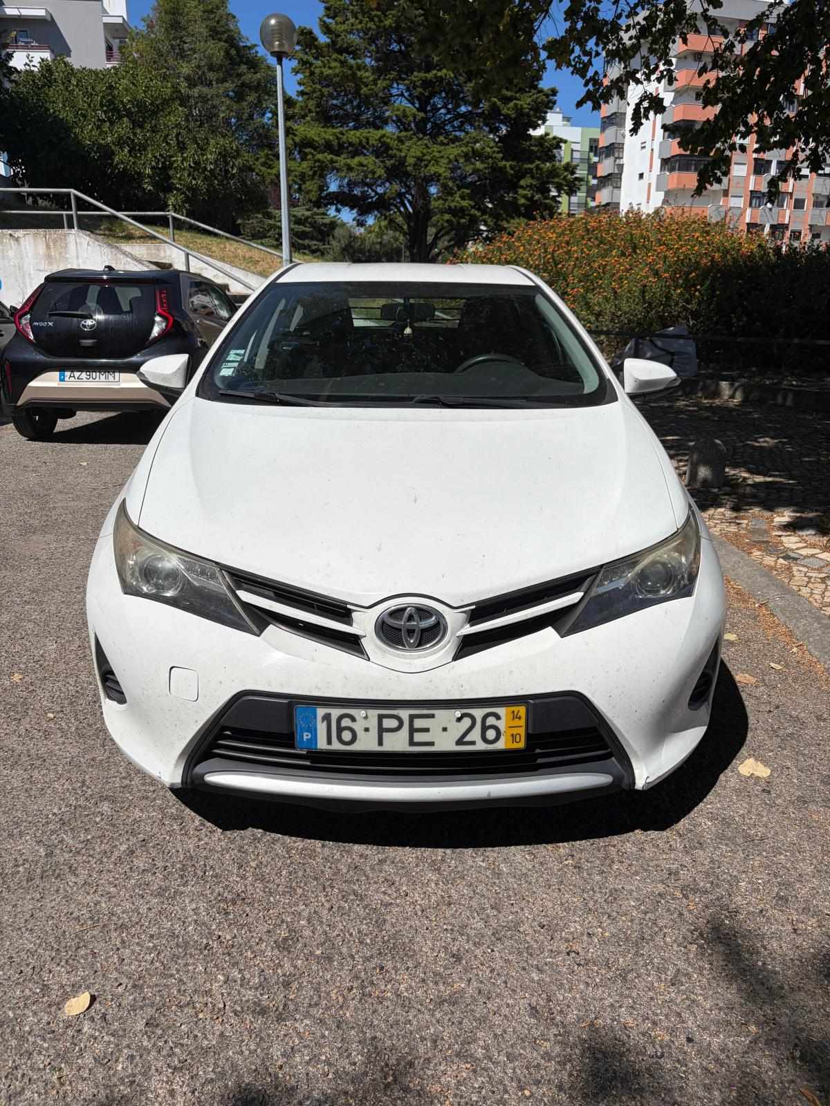 toyota-auris-1-4-d-4d-2014-diesel-1364cc