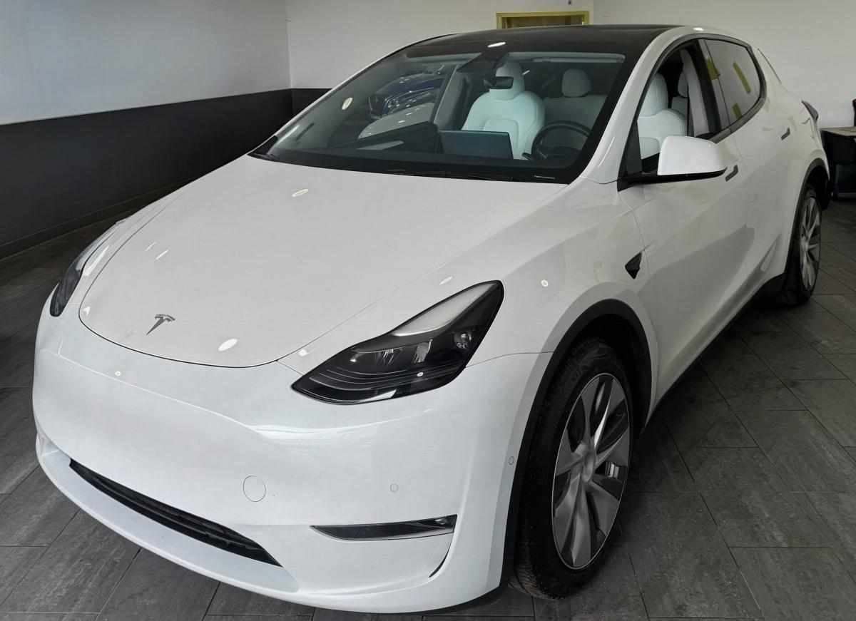 tesla-model-y-long-range-rwd-2022-eletrico