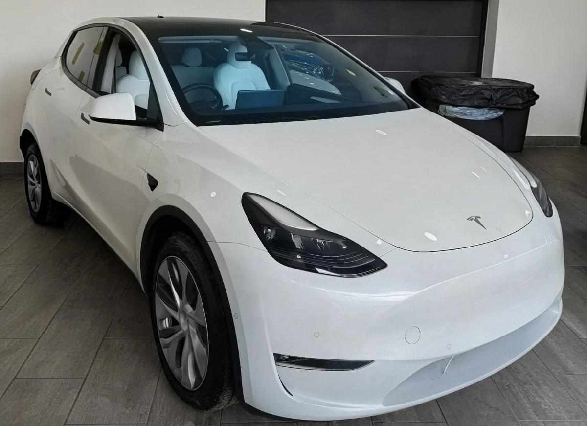 tesla-model-y-long-range-rwd-2022-eletrico
