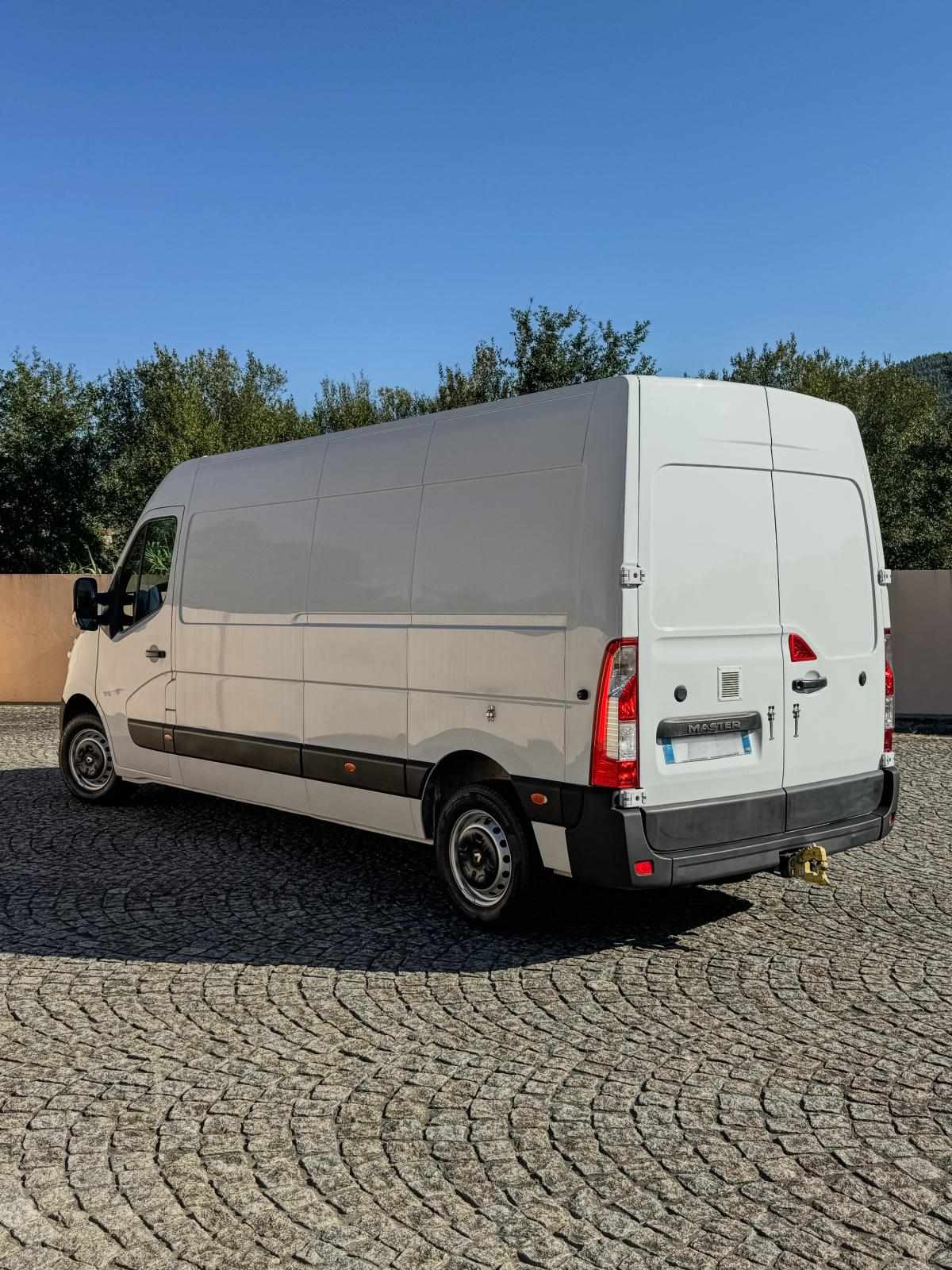 renault-master-2-3-145cv-2018-diesel-2299cc