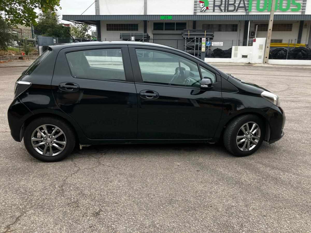 toyota-yaris-1-4-d-4d-2014-diesel-1364cc