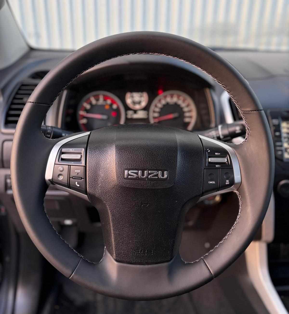 isuzu-d-max-1-9-4wd-2018-diesel-1898cc