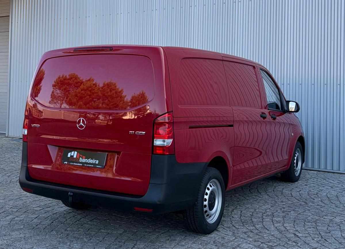 mercedes-benz-vito-111-cdi-2017-diesel-1598cc