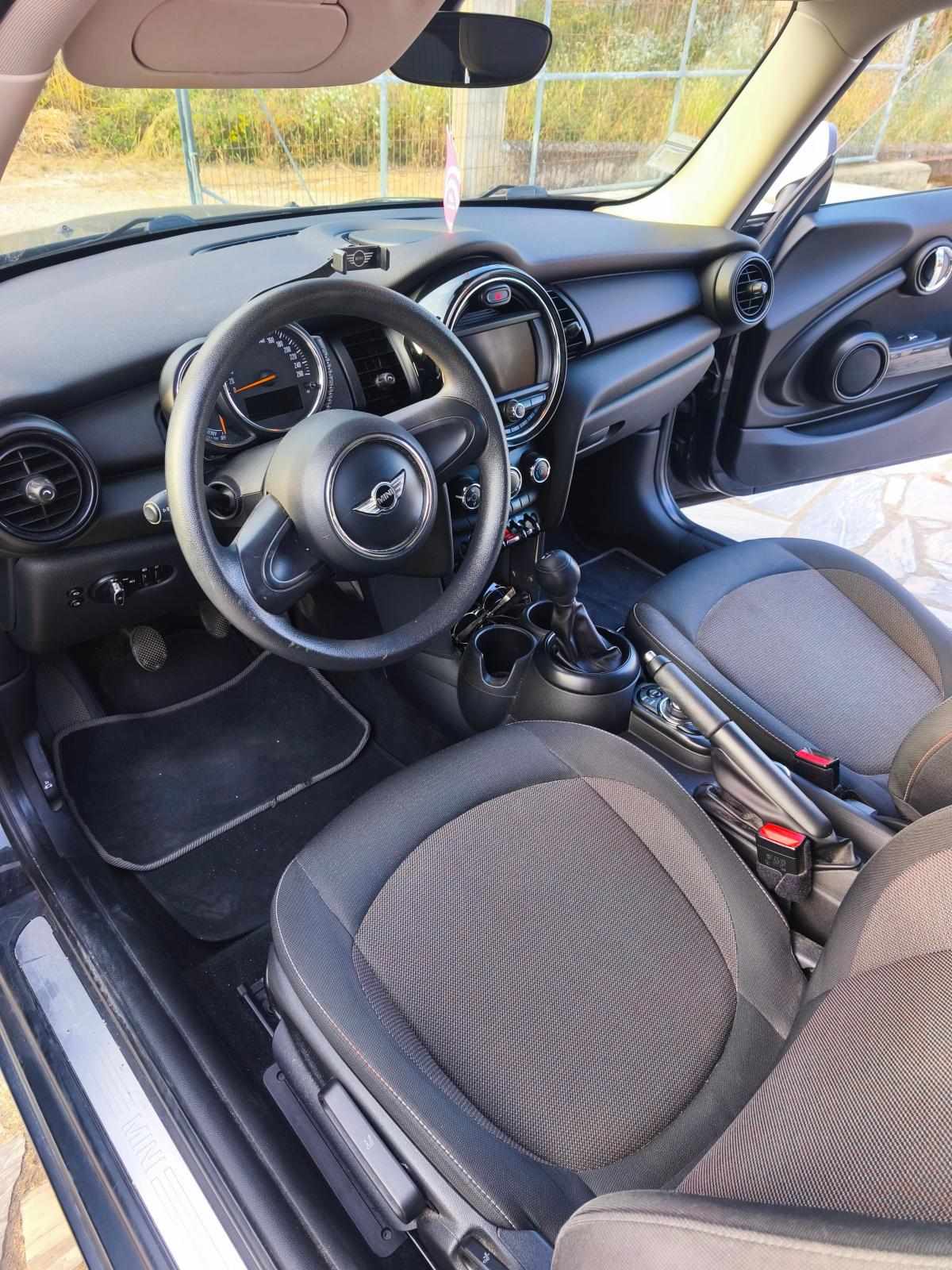 mini-hatch-d-1-5-2016-diesel-1496cc