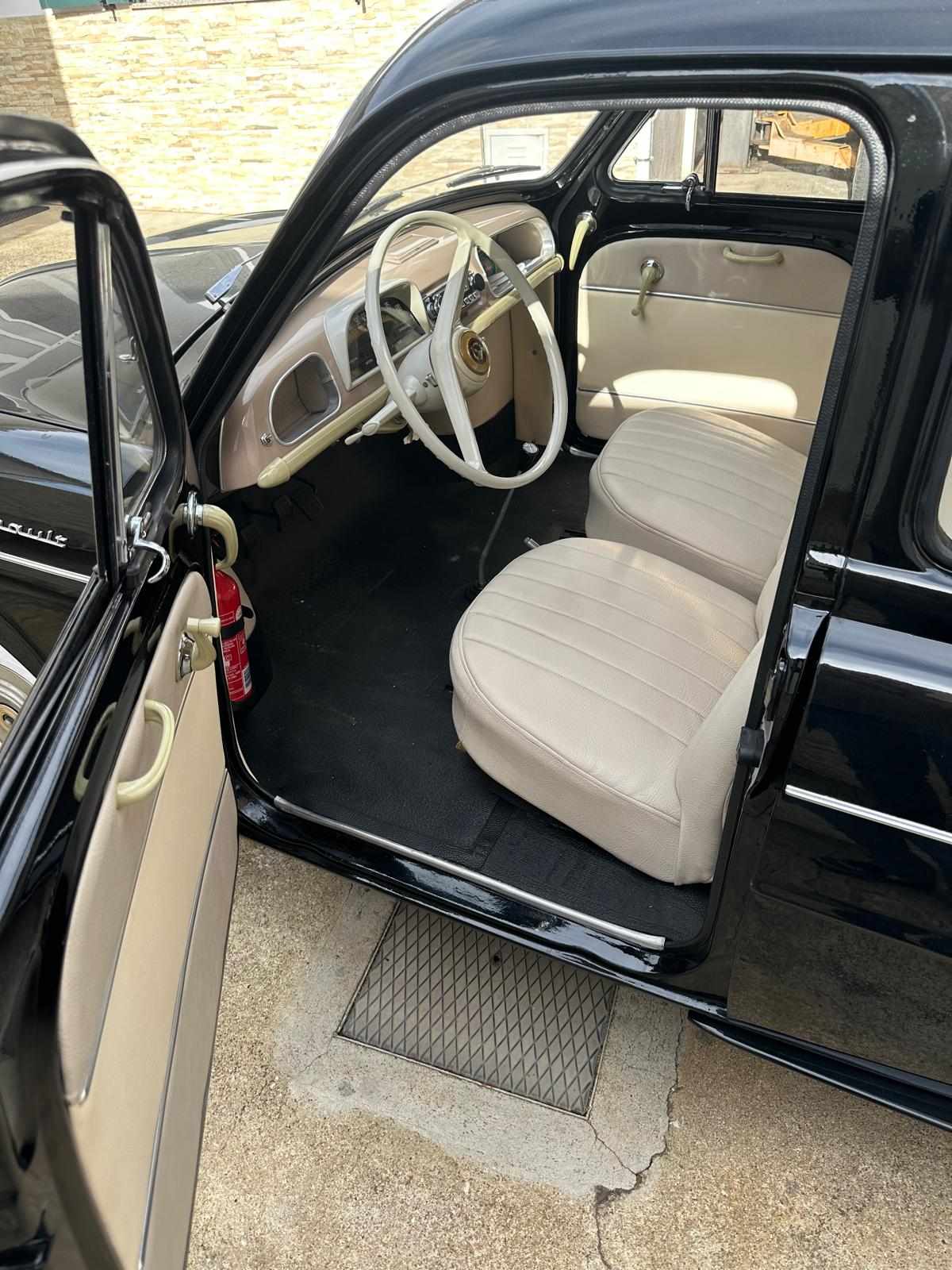 renault-dauphine-1958-gasolina-900cc