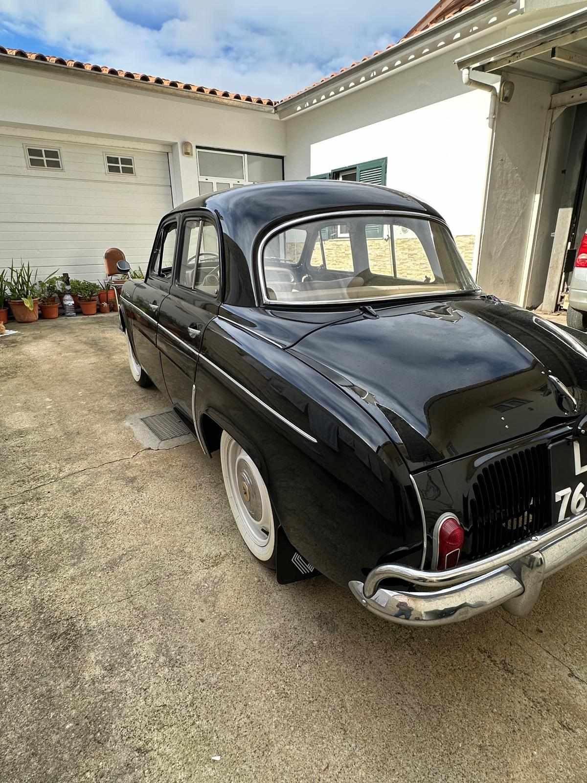 renault-dauphine-1958-gasolina-900cc