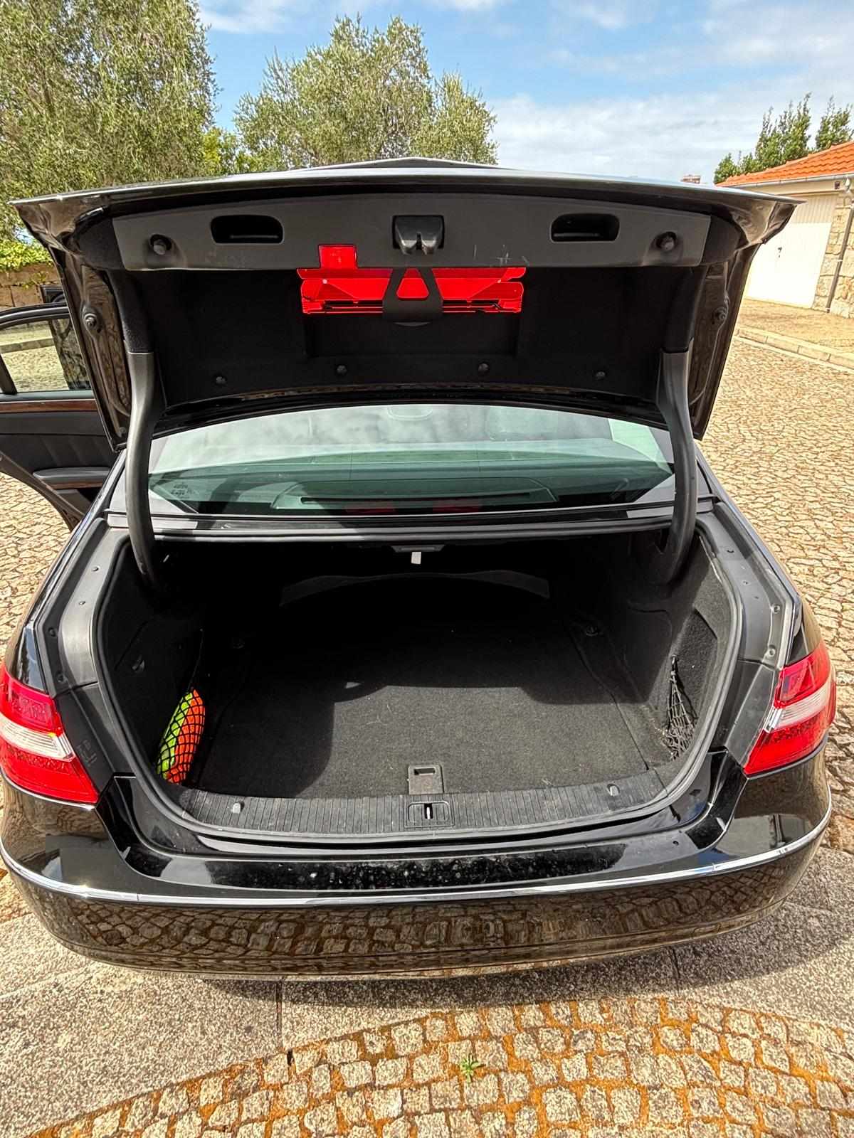 mercedes-benz-classe-e-e-220-cdi-blueefficiency-2011-diesel-2143cc
