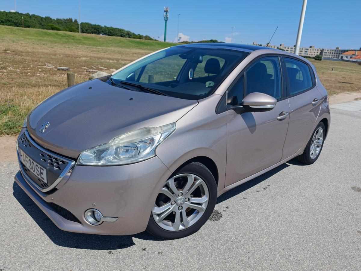 peugeot-208-1-4-e-hdi-2013-diesel-1398cc
