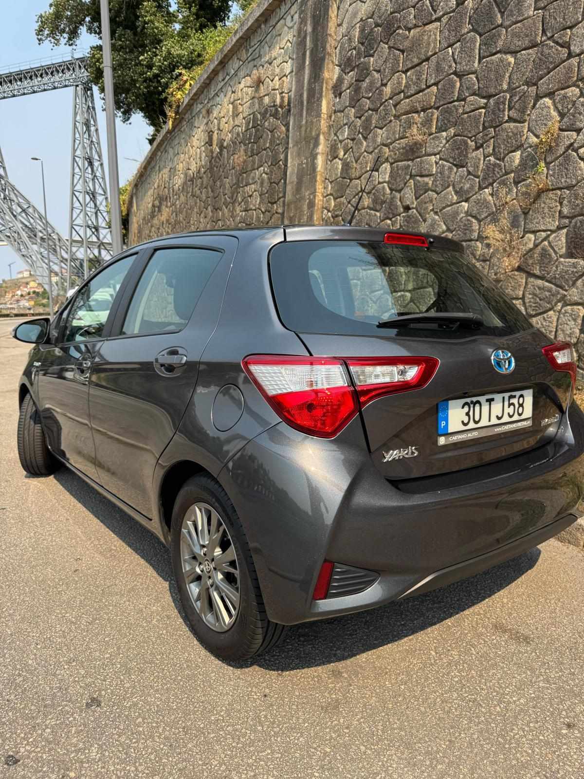 toyota-yaris-hybrid-1-5-vvt-i-2017-gasolina-1497cc