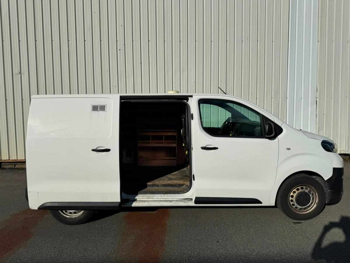 toyota-proace-1-6d-4d-l1-2017-diesel-1560cc