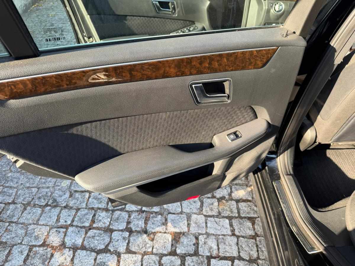 mercedes-benz-classe-e-e-220-cdi-blueefficiency-2-1-2012-diesel-2143cc
