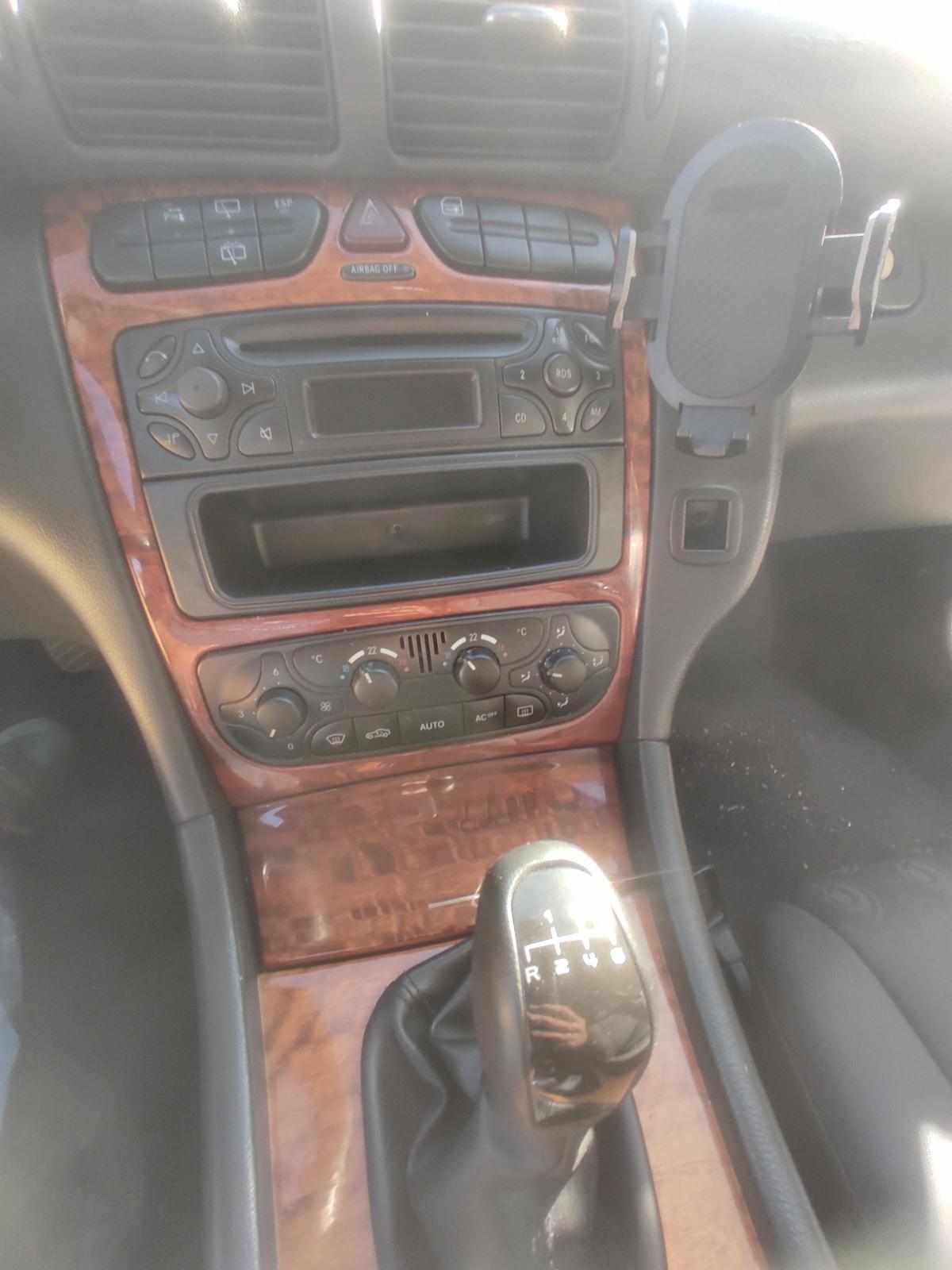 mercedes-benz-classe-c-c-200-cdi-2-1-2008-diesel-2148cc