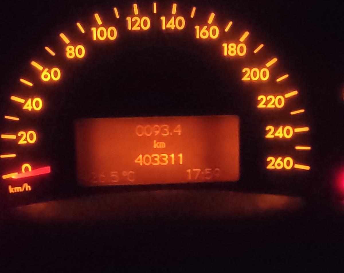 mercedes-benz-classe-c-c-200-cdi-2-1-2008-diesel-2148cc