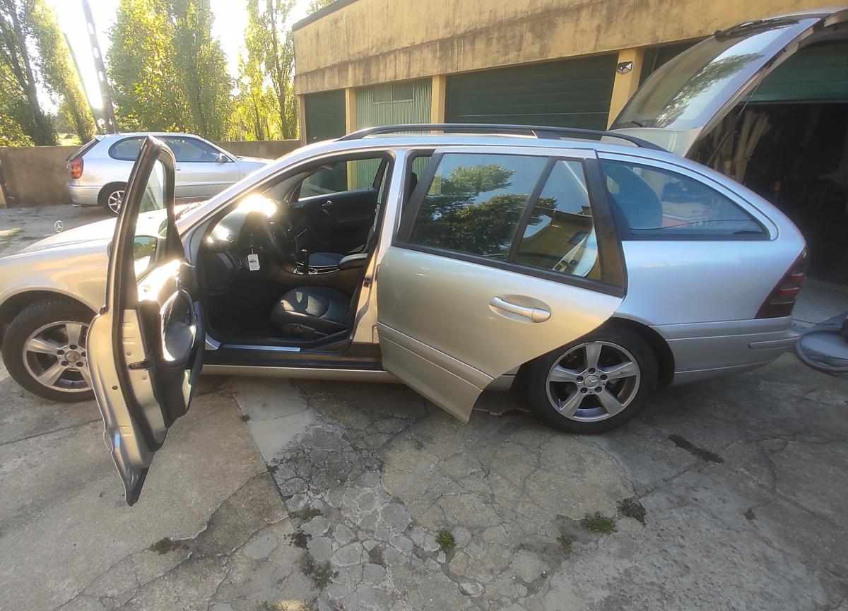 mercedes-benz-classe-c-c-200-cdi-2-1-2008-diesel-2148cc