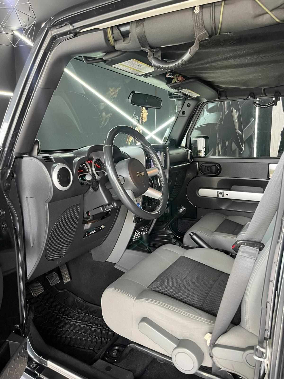 jeep-wrangler-2-8-4x4-2010-diesel-2777cc