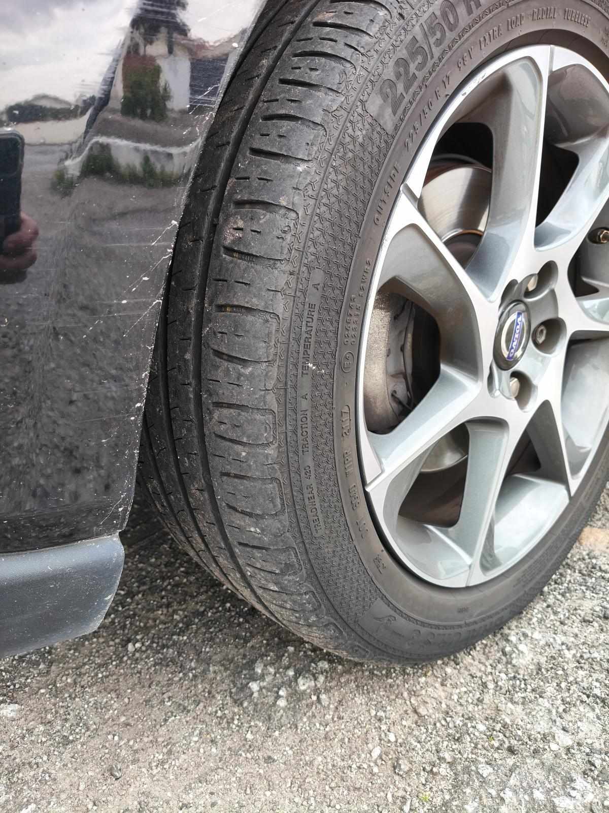 volvo-v40-1-6-d2-2014-diesel-1560cc