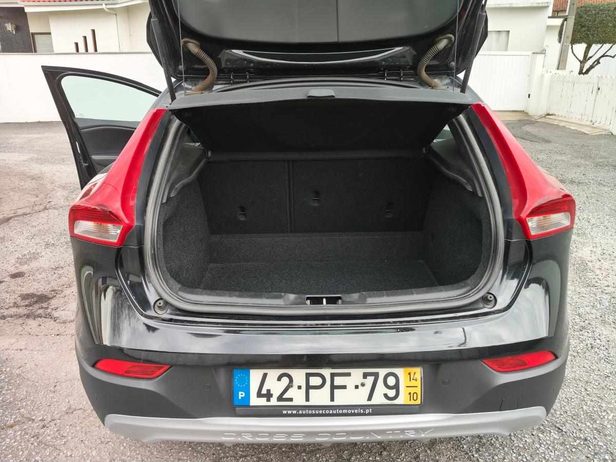 volvo-v40-1-6-d2-2014-diesel-1560cc