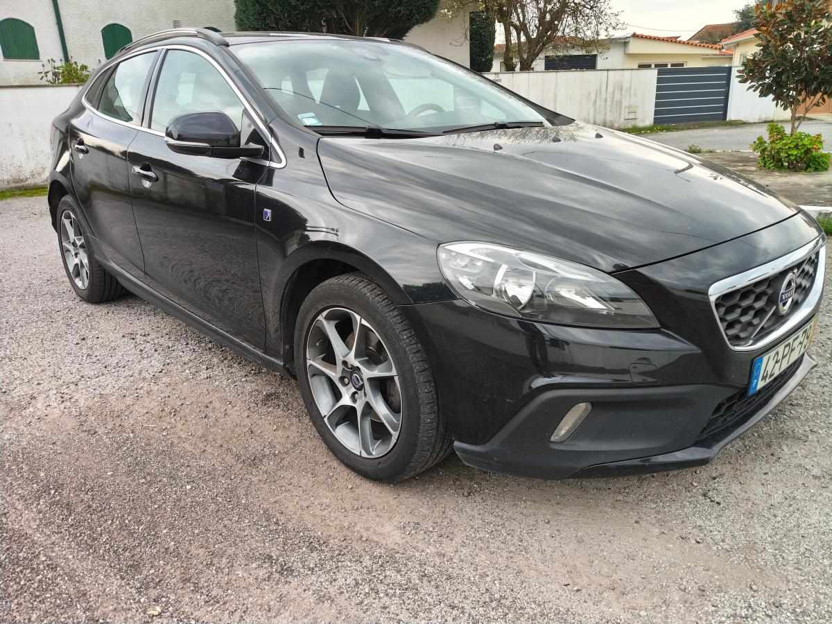 volvo-v40-1-6-d2-2014-diesel-1560cc