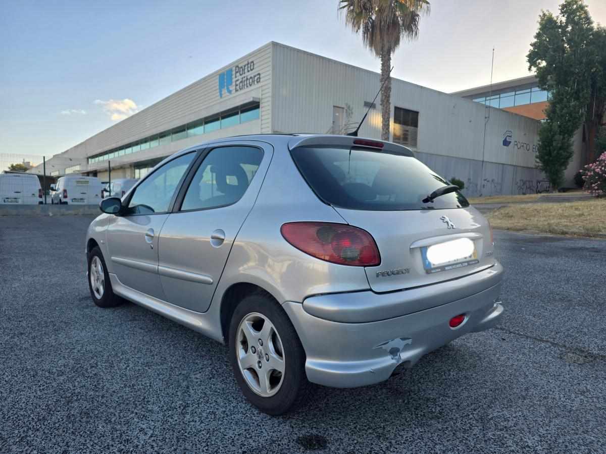 peugeot-206-1-4-hdi-2005-diesel-1398cc