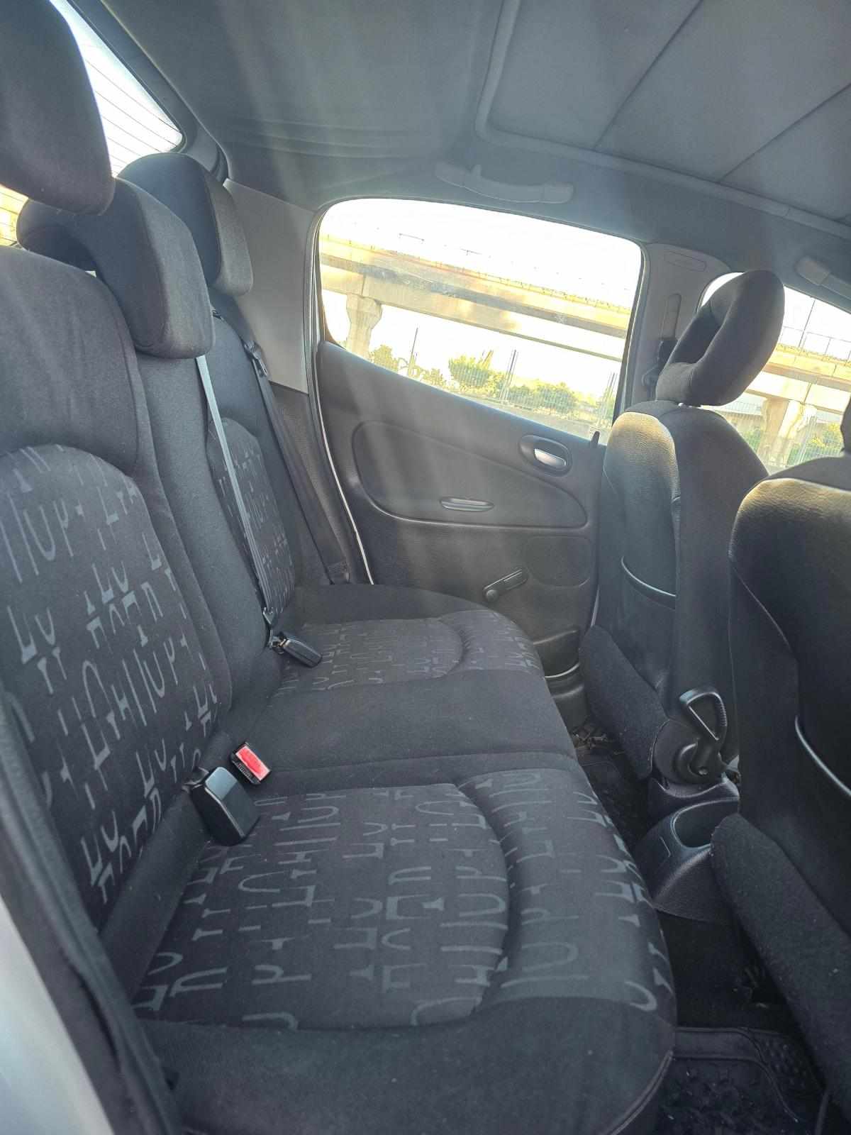 peugeot-206-1-4-hdi-2005-diesel-1398cc