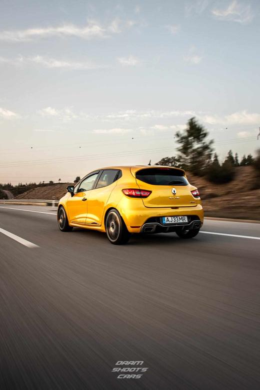 renault-clio-1-6-220cv-2015-gasolina-1618cc