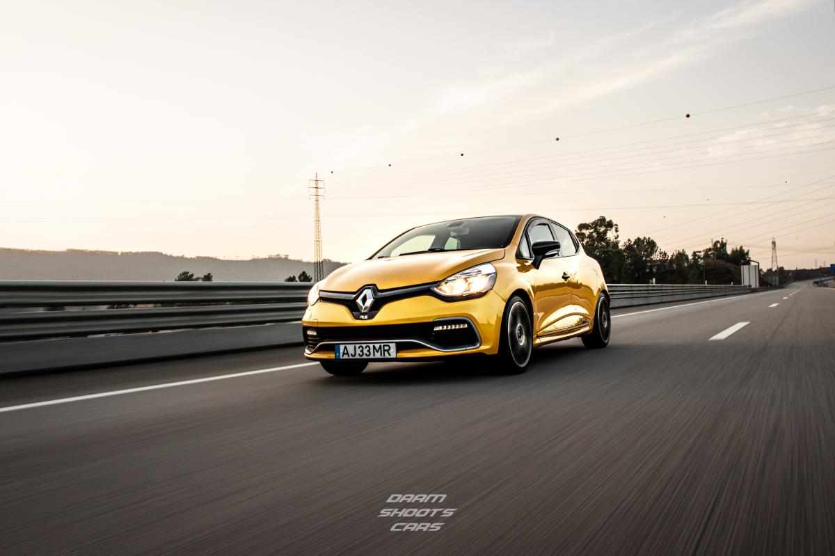 renault-clio-1-6-220cv-2015-gasolina-1618cc