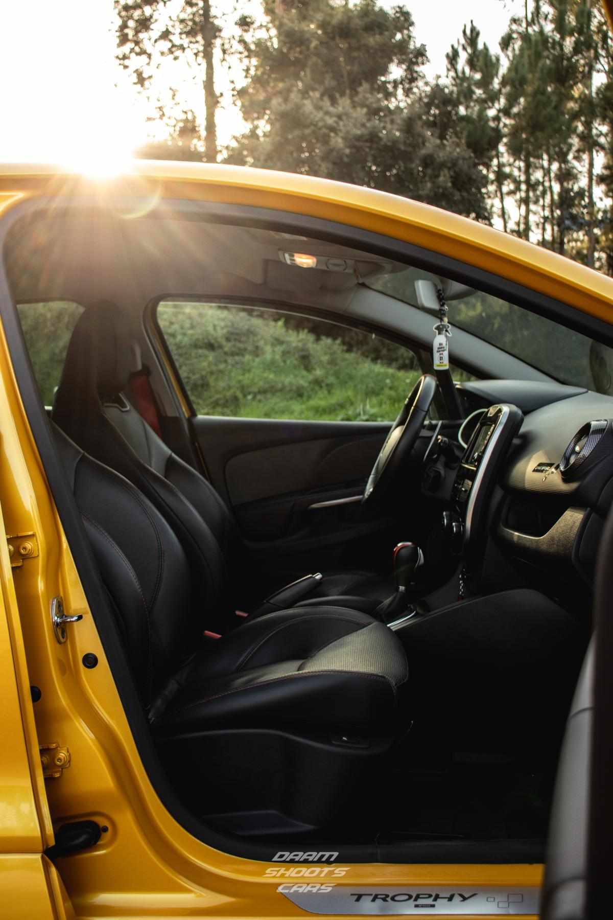 renault-clio-1-6-220cv-2015-gasolina-1618cc