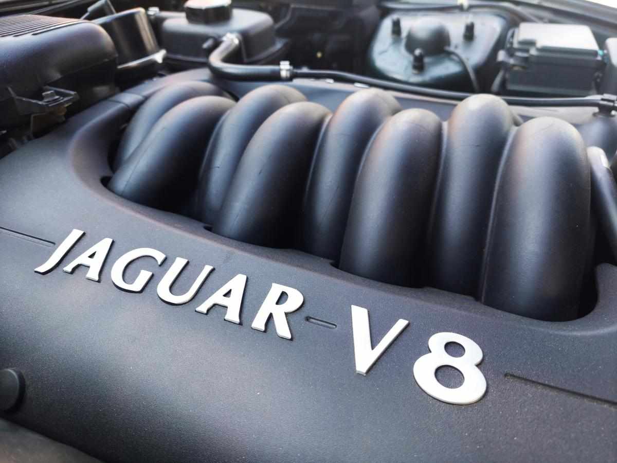 jaguar-xk-xk8-4-0-v8-1998-gasolina-3996cc