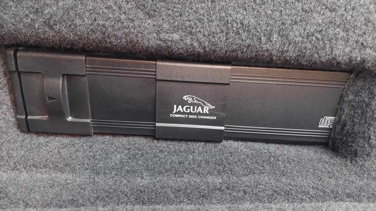 jaguar-xk-xk8-4-0-v8-1998-gasolina-3996cc