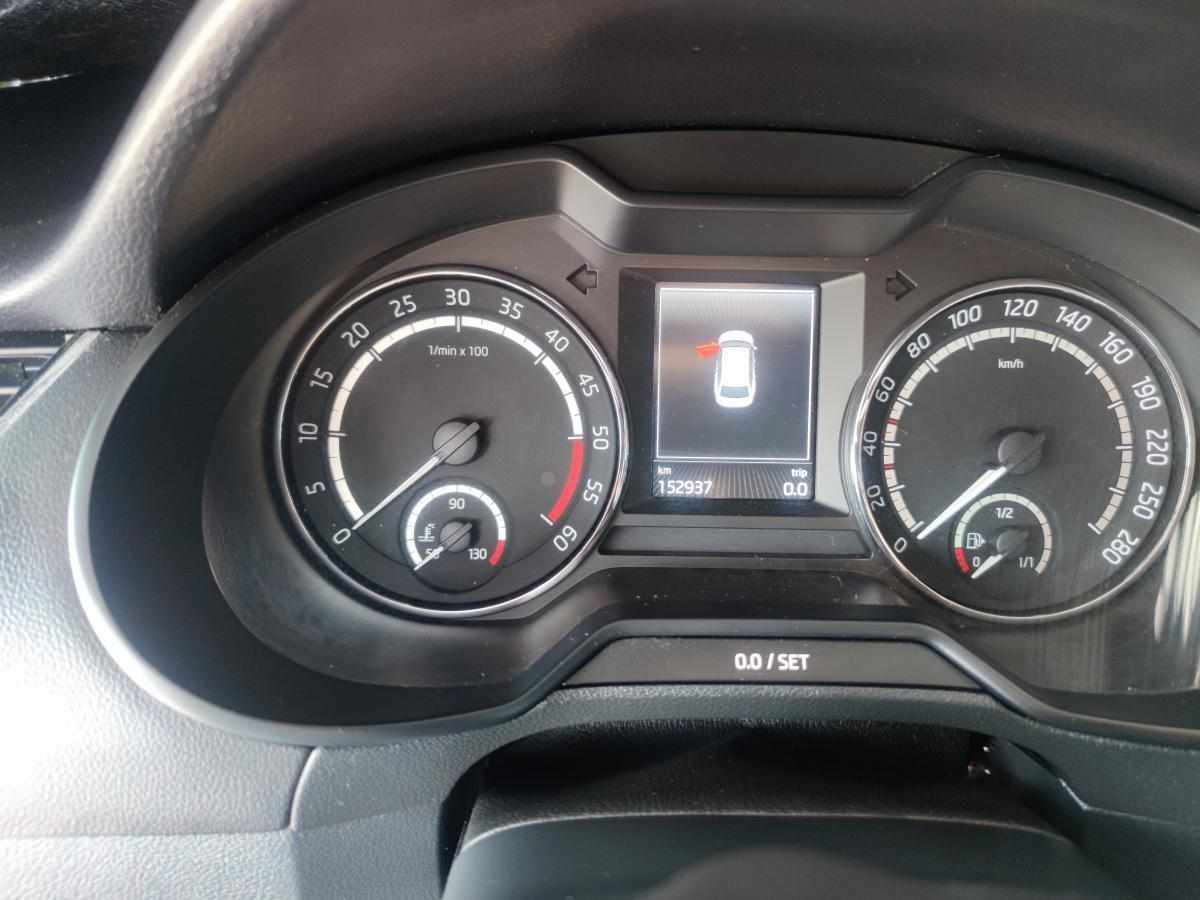 skoda-octavia-rs-2-0-tdi-2014-diesel-1968cc