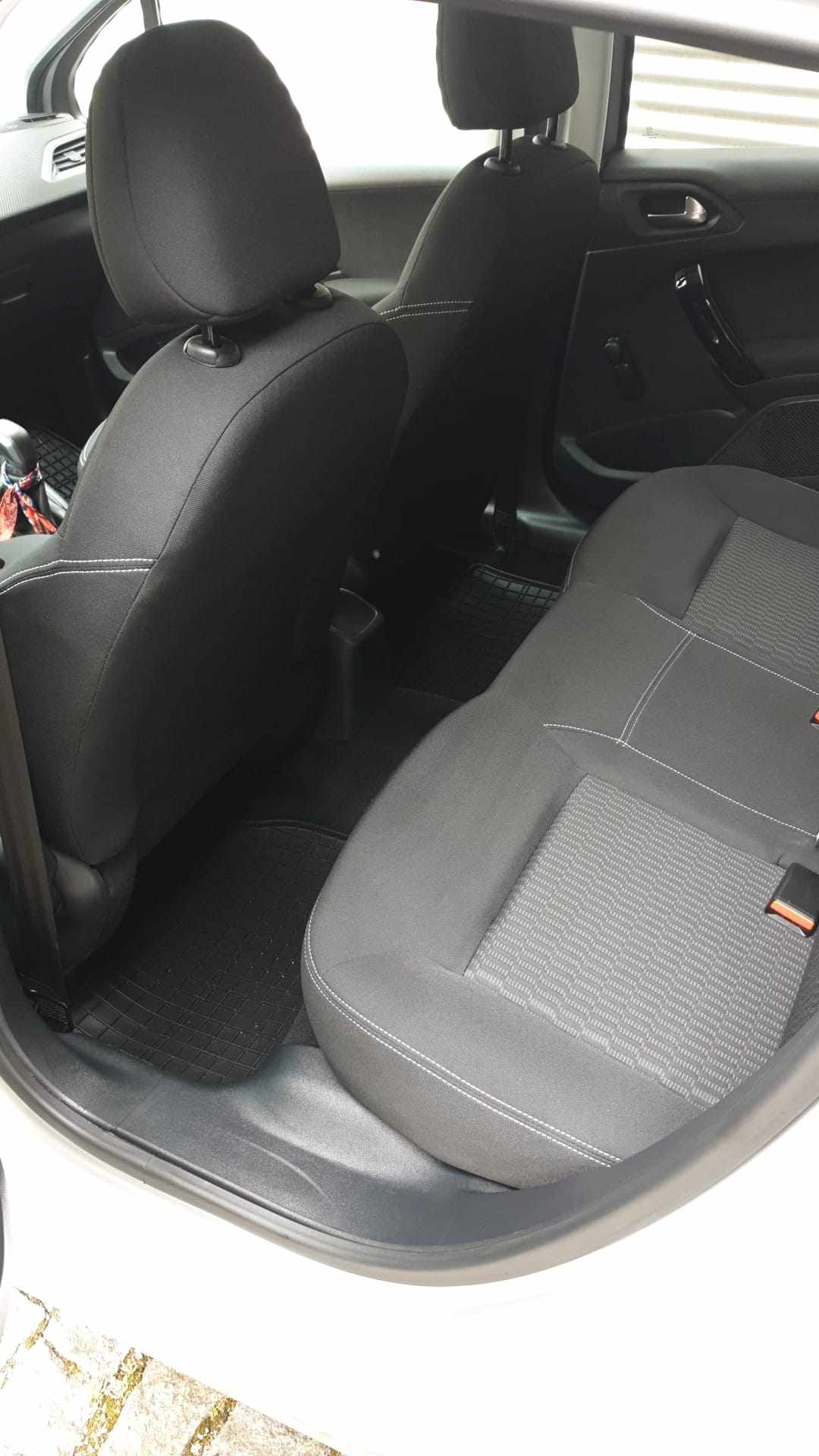 peugeot-208-1-6-bluehdi-2017-diesel-1560cc
