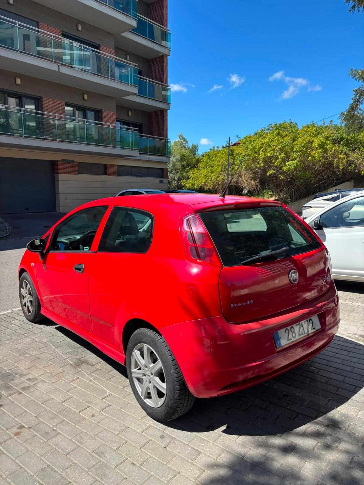 fiat-punto-1-2-84cv-2010-diesel-1248cc
