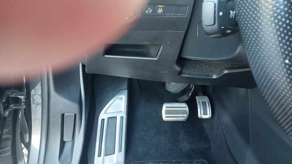 ds-ds-7-crossback-1-5-131cv-2021-diesel-1499cc