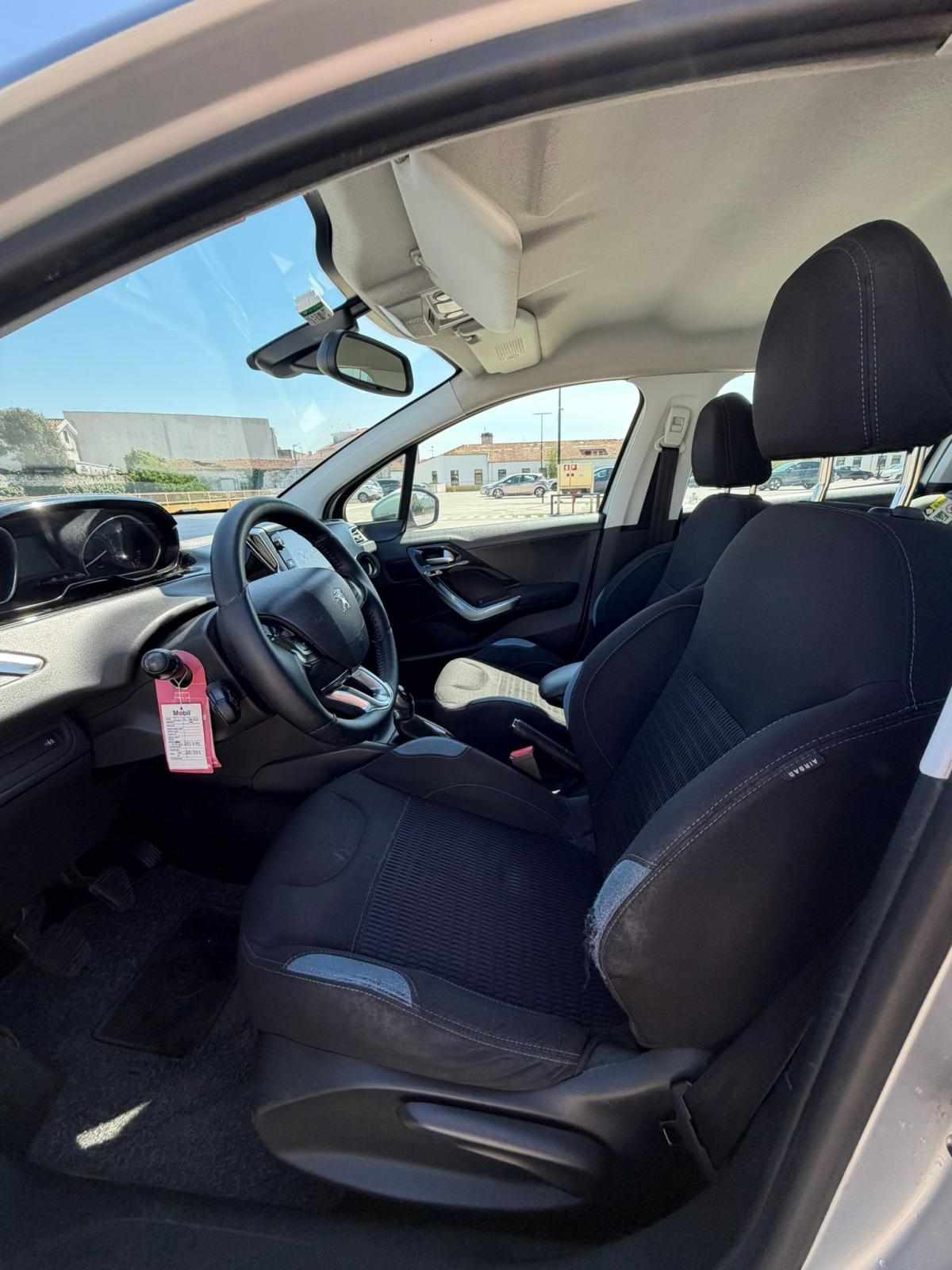 peugeot-208-1-4-hdi-2012-diesel-1398cc