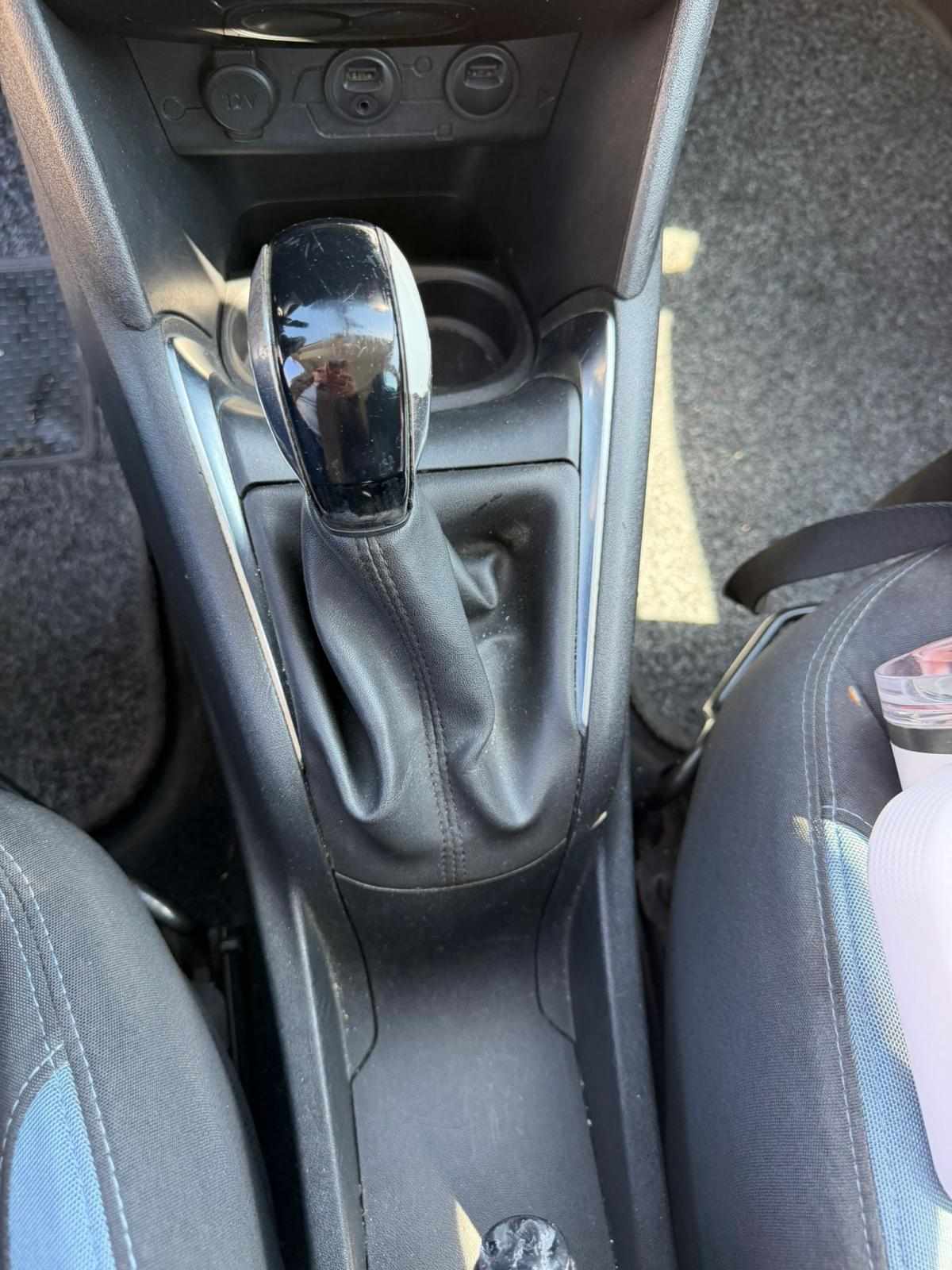 peugeot-208-1-4-hdi-2012-diesel-1398cc