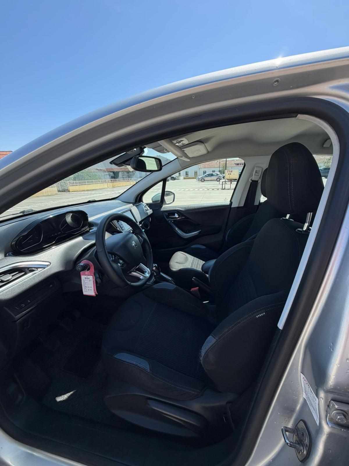 peugeot-208-1-4-hdi-2012-diesel-1398cc