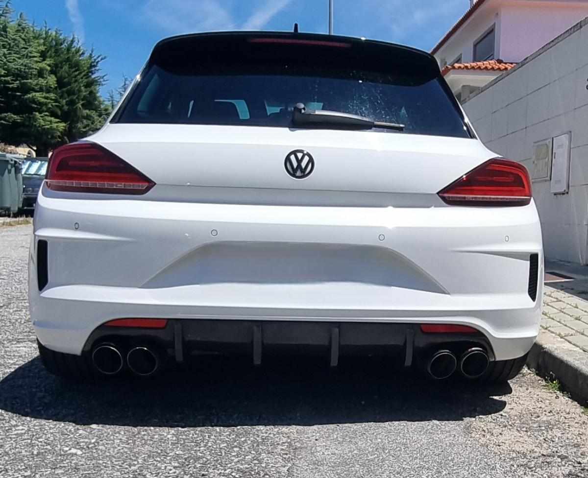 volkswagen-scirocco-2-0-tdi-2017-diesel-1968cc