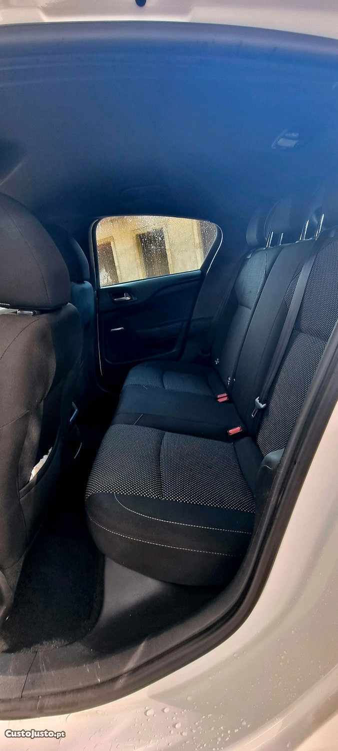 citroen-ds-4-1-6-e-hdi-airdream-2012-diesel-1600cc