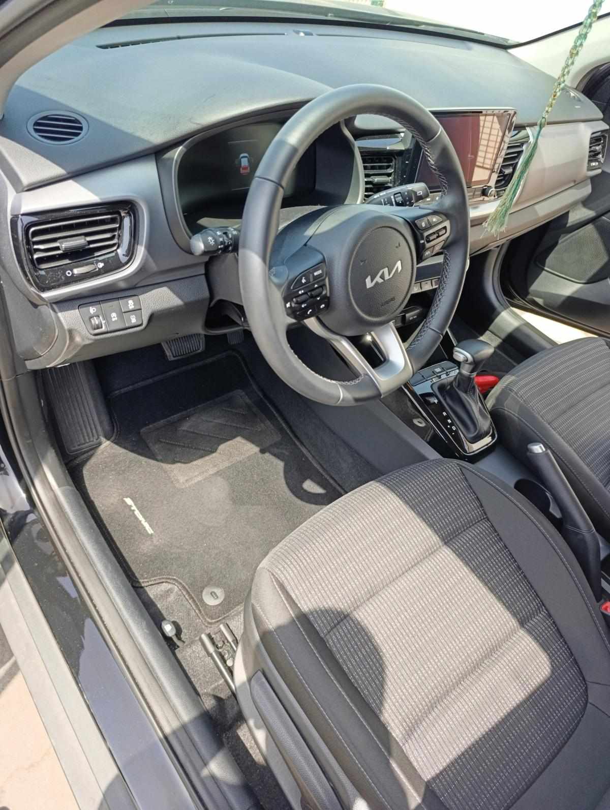 kia-stonic-1-0-t-gdi-2025-gasolina-998cc