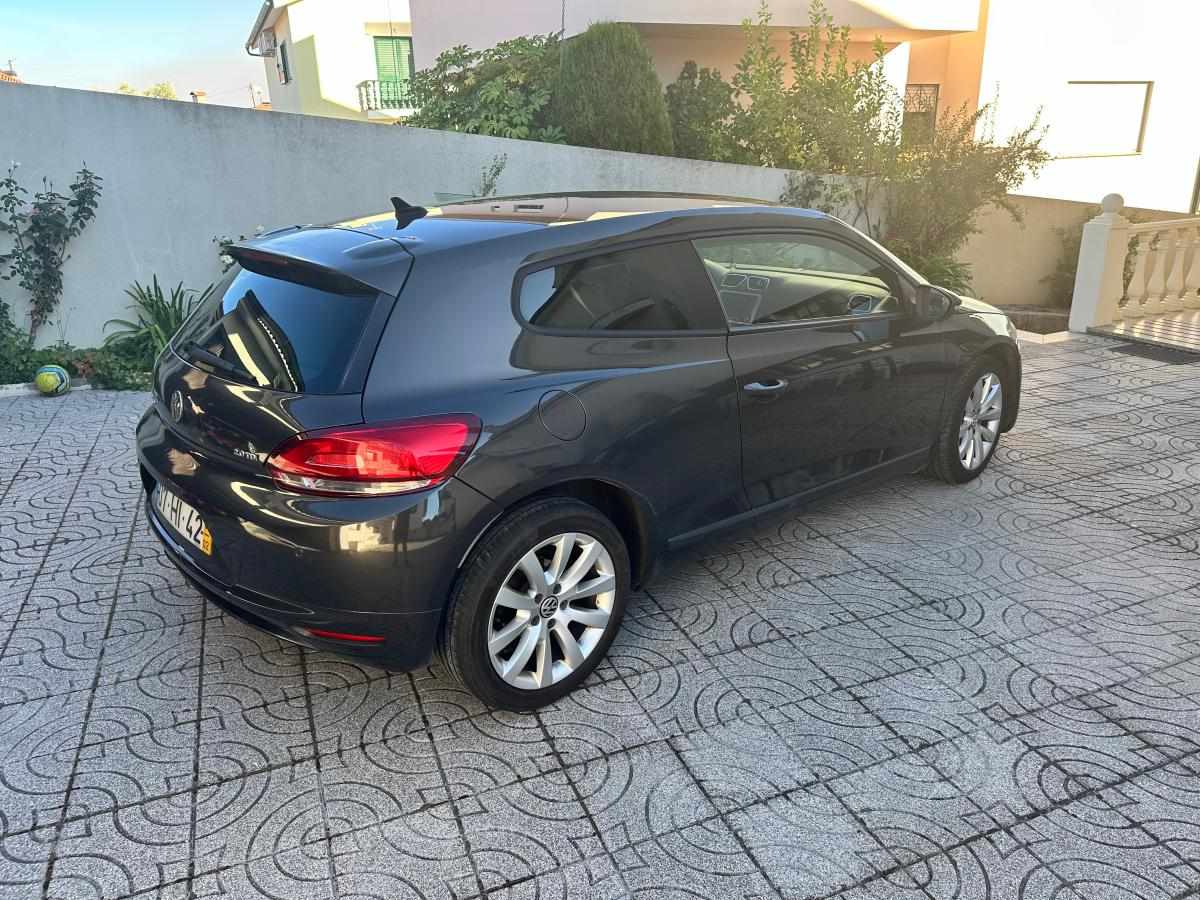 volkswagen-scirocco-2-0-tdi-2009-diesel-1968cc