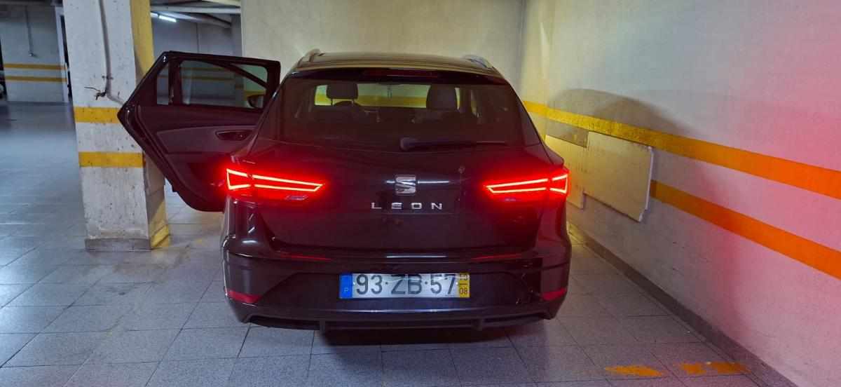 seat-leon-1-6-tdi-2019-diesel-1598cc
