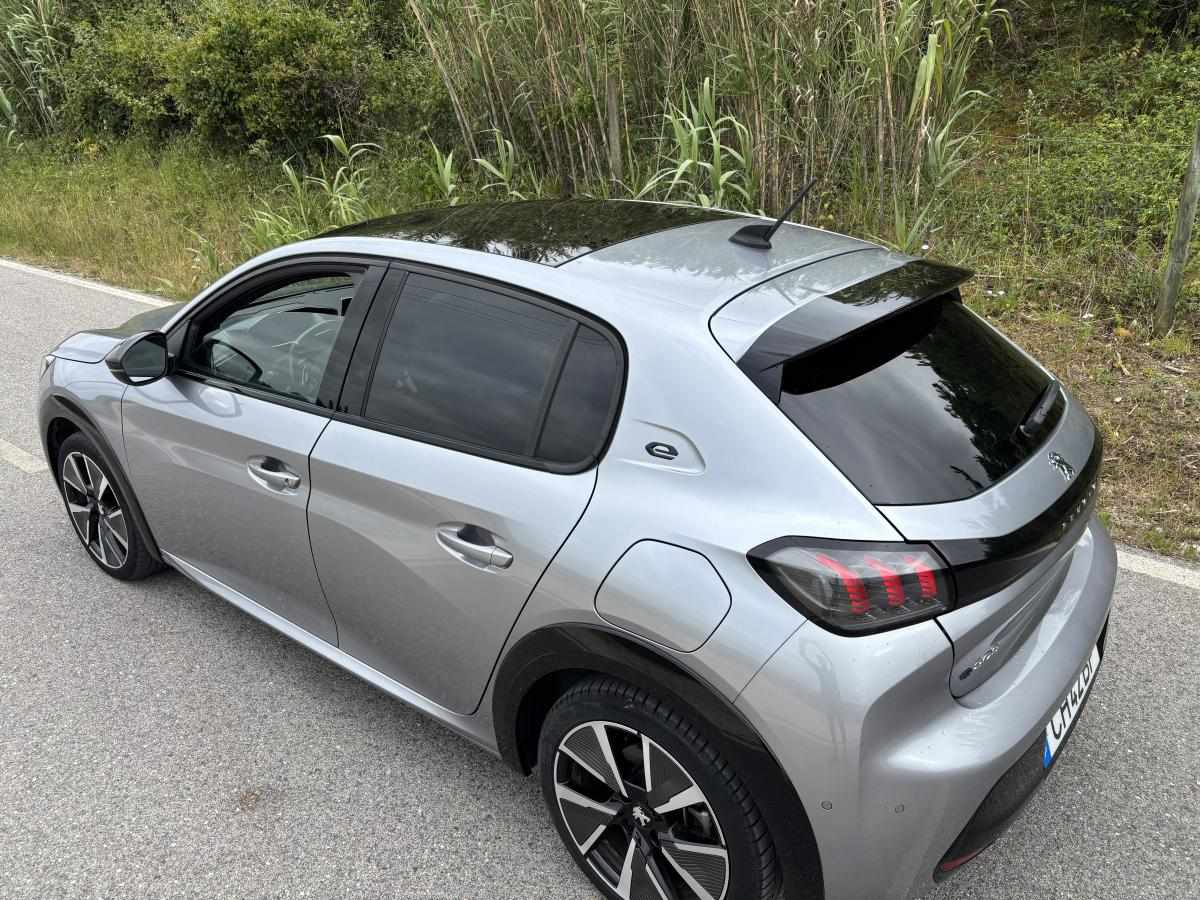 peugeot-e-208-ev-50-kwh-2021-eletrico