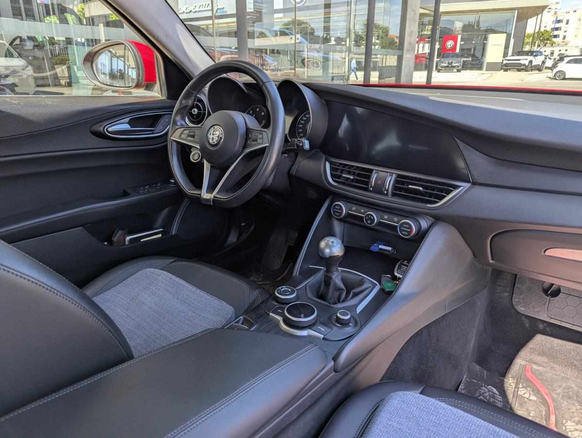 alfa-romeo-giulia-2-2-jtdm-2017-diesel-2143cc