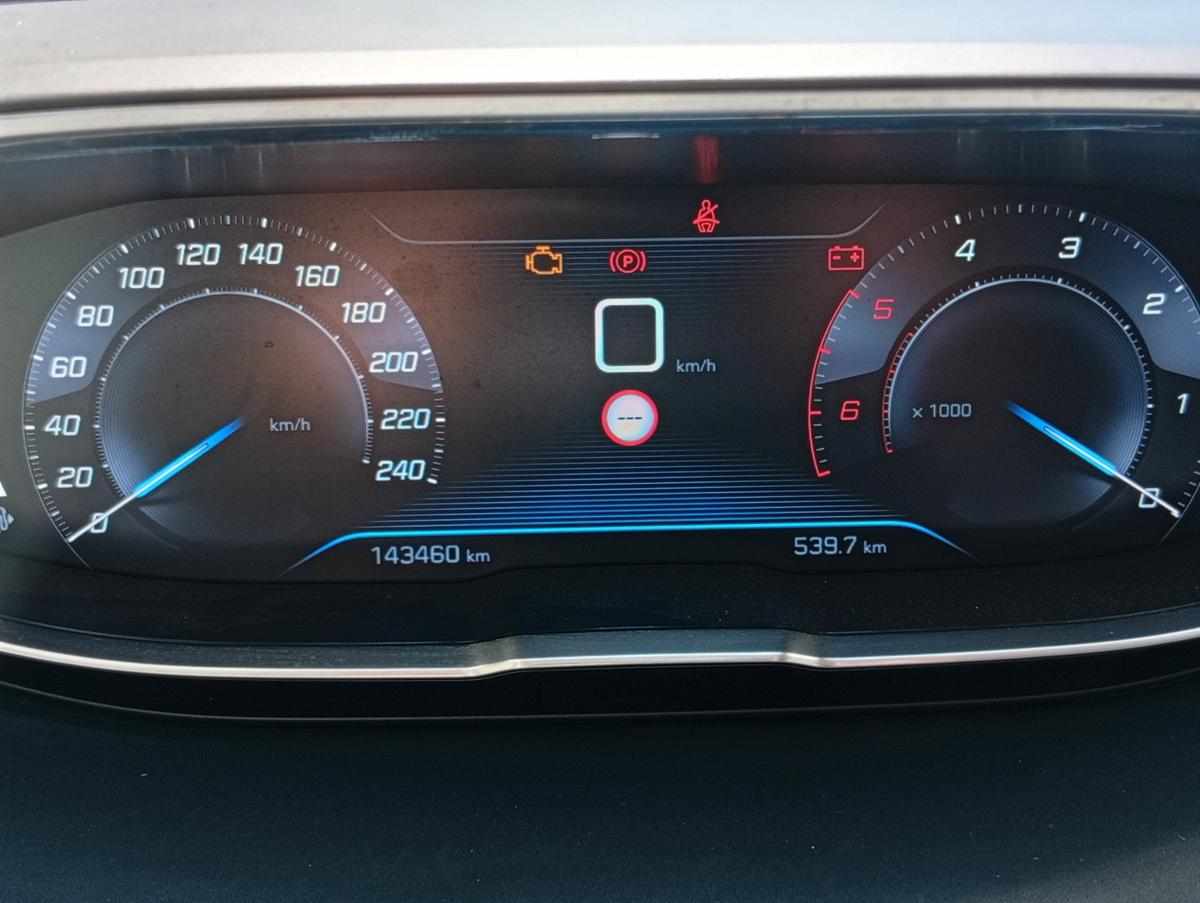 peugeot-3008-1-5-bluehdi-2018-diesel-1499cc
